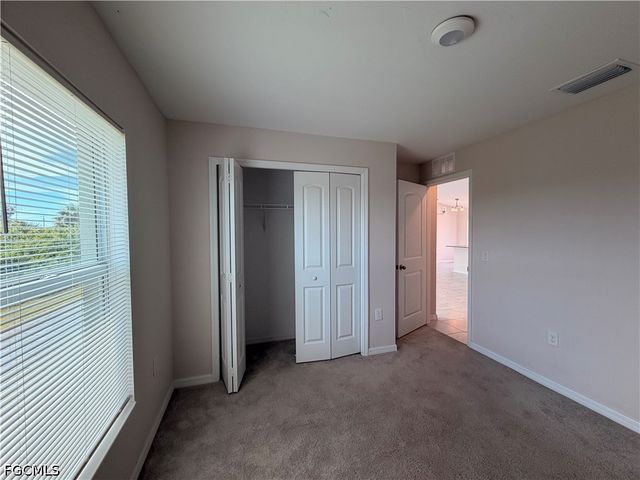 318 NW 20th ST, Cape Coral, FL 33993
