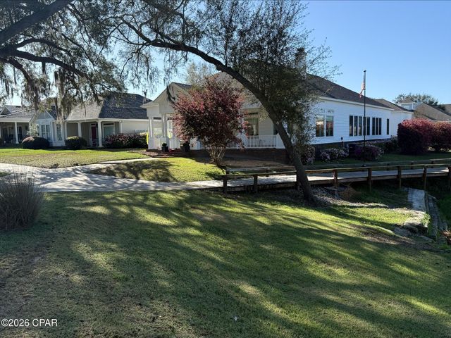 4005 Riverside Drive, Panama City, FL 32404