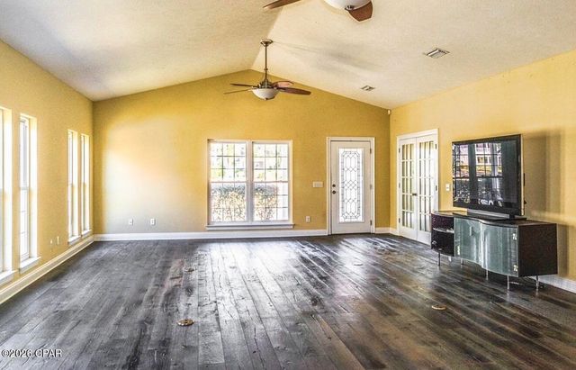 4005 Riverside Drive, Panama City, FL 32404