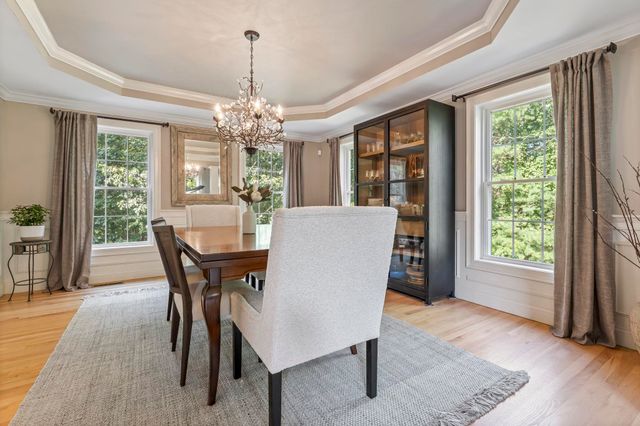 10 Poplar Road, Windham, NH 03087