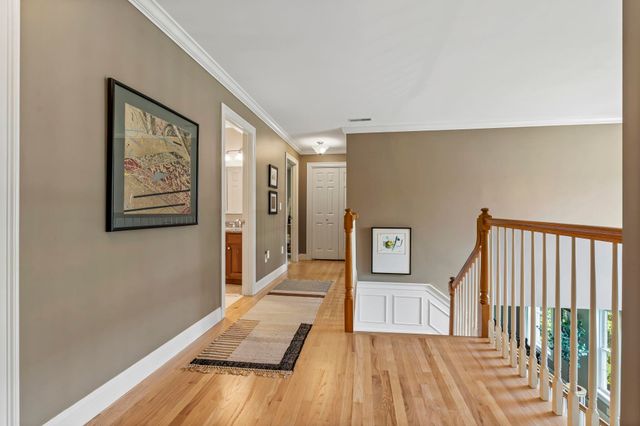 10 Poplar Road, Windham, NH 03087