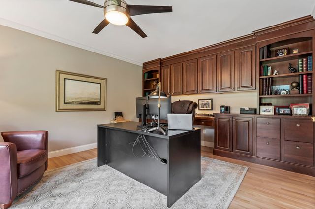 10 Poplar Road, Windham, NH 03087
