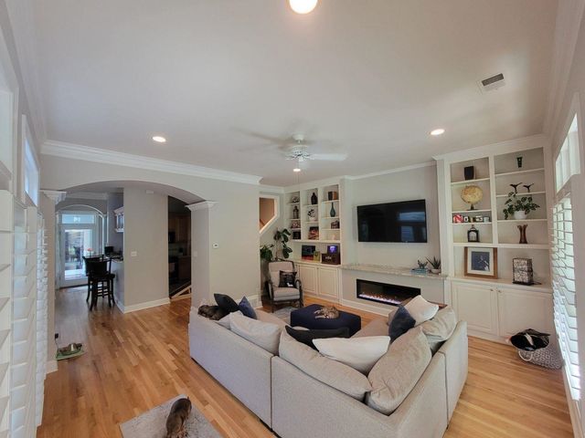 564 MONTEIGNE BLVD, Memphis, TN 38103