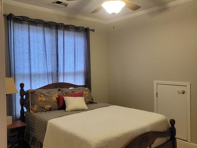 564 MONTEIGNE BLVD, Memphis, TN 38103