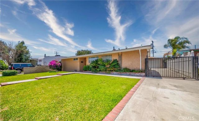 14621 Dalmatian Avenue, La Mirada, CA 90638
