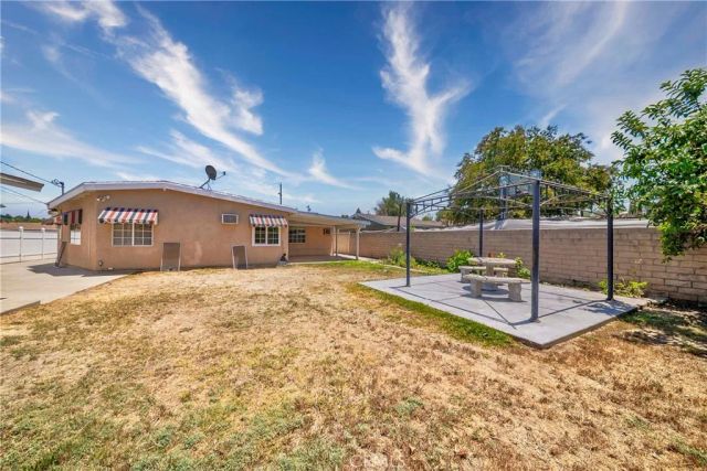 14621 Dalmatian Avenue, La Mirada, CA 90638