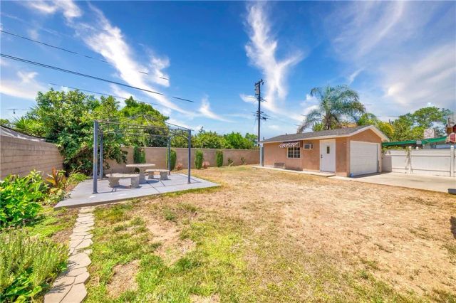 14621 Dalmatian Avenue, La Mirada, CA 90638