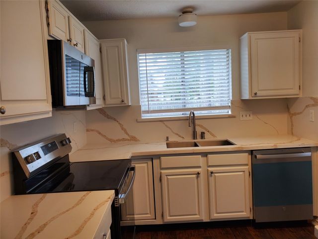 13002 Nantucket Drive, Sugar Land, TX 77478