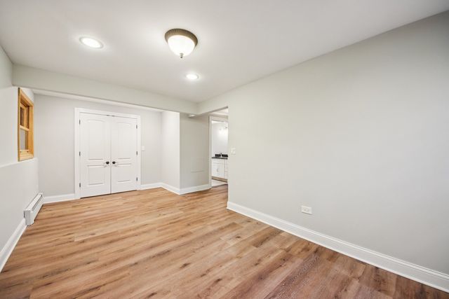 236 Monument Avenue, Barrington, IL 60010
