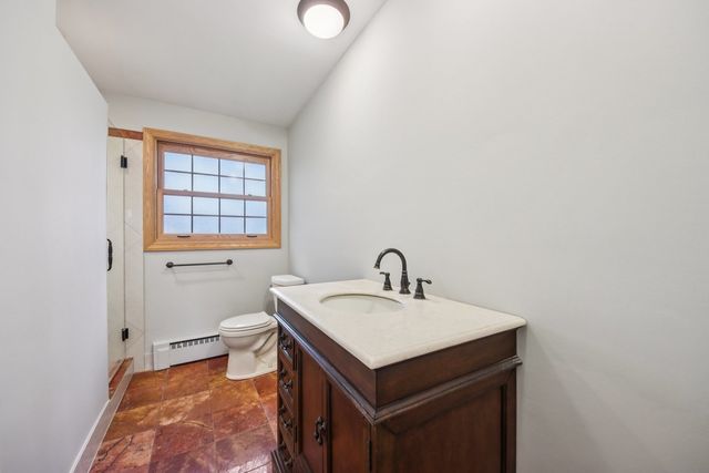 236 Monument Avenue, Barrington, IL 60010