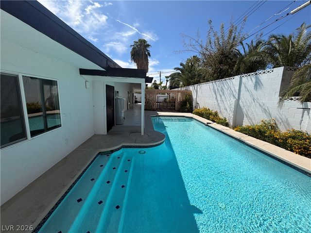 3833 South Eastern Avenue, Las Vegas, NV 89169