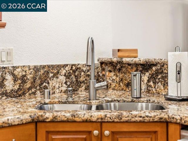 465 S Clovercrest Ln, San Ramon, CA 94582