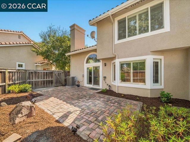 465 S Clovercrest Ln, San Ramon, CA 94582