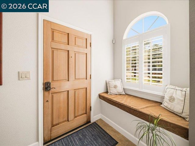 465 S Clovercrest Ln, San Ramon, CA 94582