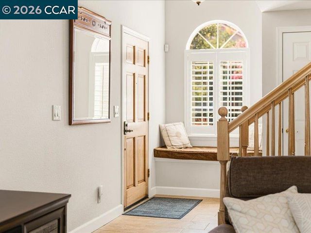 465 S Clovercrest Ln, San Ramon, CA 94582