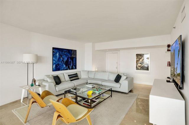 400 Alton Rd 911, Miami Beach, FL 33139