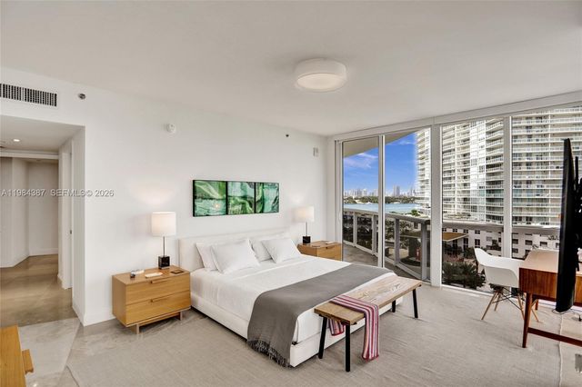 400 Alton Rd 911, Miami Beach, FL 33139