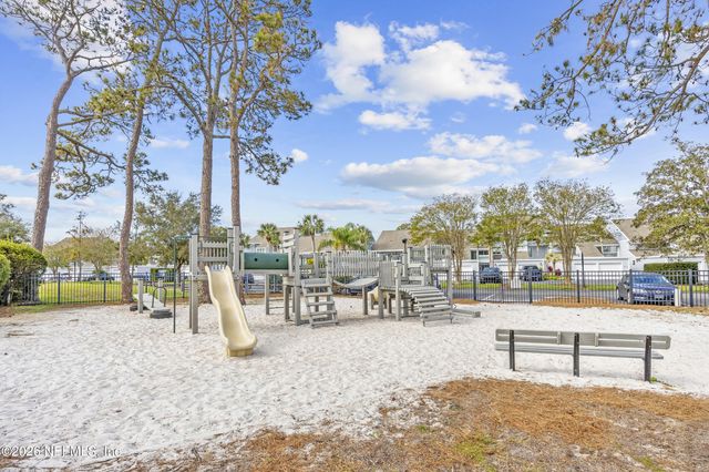 70 VILLAGE WALK LANE, Ponte Vedra Beach, FL 32082