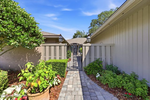 70 VILLAGE WALK LANE, Ponte Vedra Beach, FL 32082
