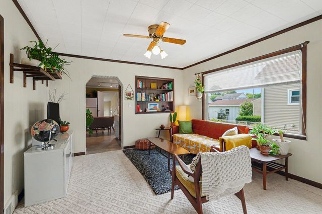 817 S Sherman Street, Bay City, MI 48708