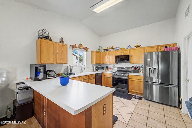 8114 S Old Canyon Avenue, Tucson, AZ 85747