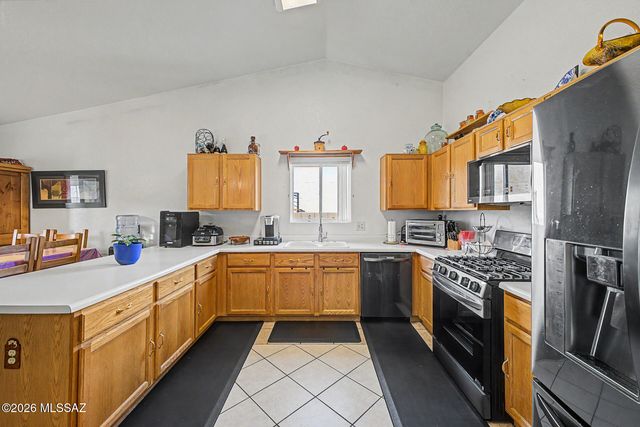 8114 S Old Canyon Avenue, Tucson, AZ 85747