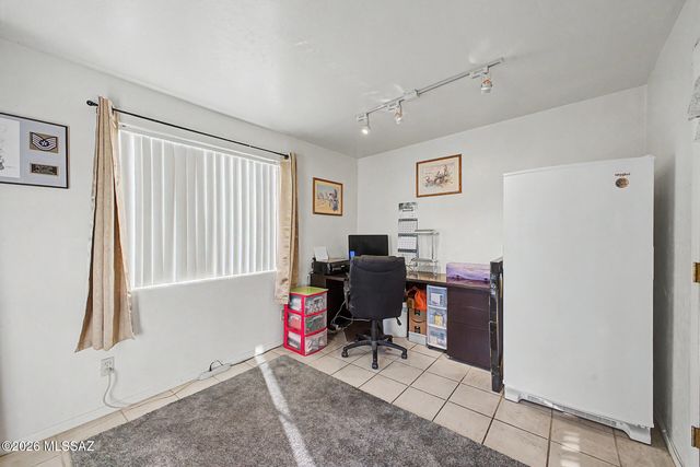 8114 S Old Canyon Avenue, Tucson, AZ 85747