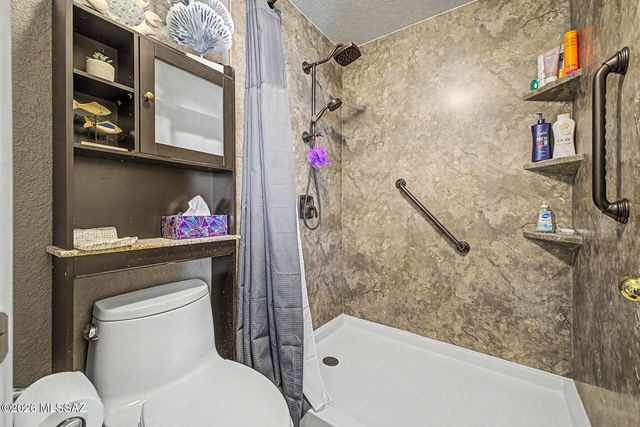 8114 S Old Canyon Avenue, Tucson, AZ 85747