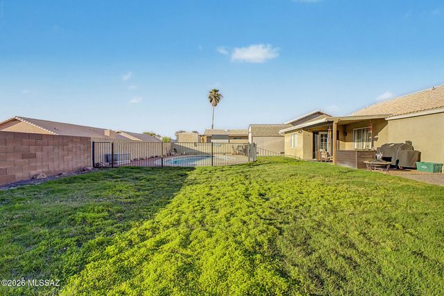 8114 S Old Canyon Avenue, Tucson, AZ 85747