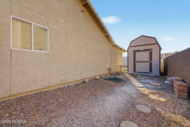 8114 S Old Canyon Avenue, Tucson, AZ 85747