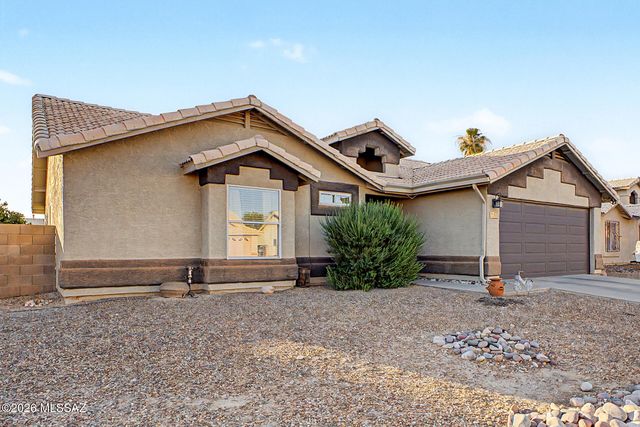 8114 S Old Canyon Avenue, Tucson, AZ 85747