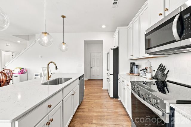 32598 Millingport Road, New London, NC 28127