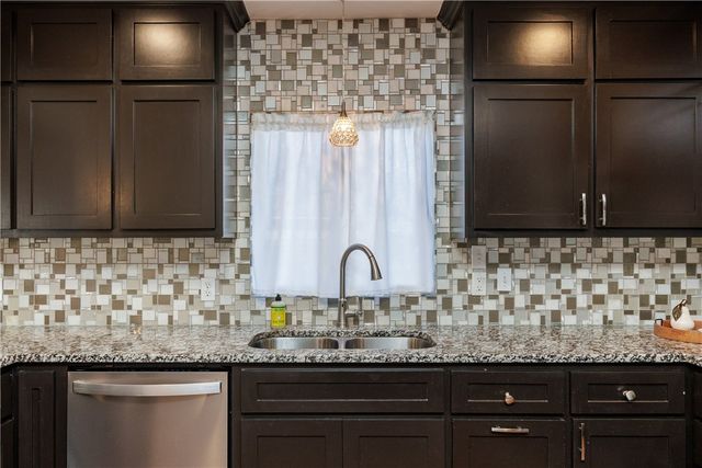 702 Texas Ave, Corpus Christi, TX 78404