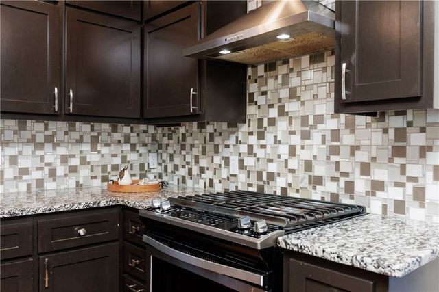 702 Texas Ave, Corpus Christi, TX 78404