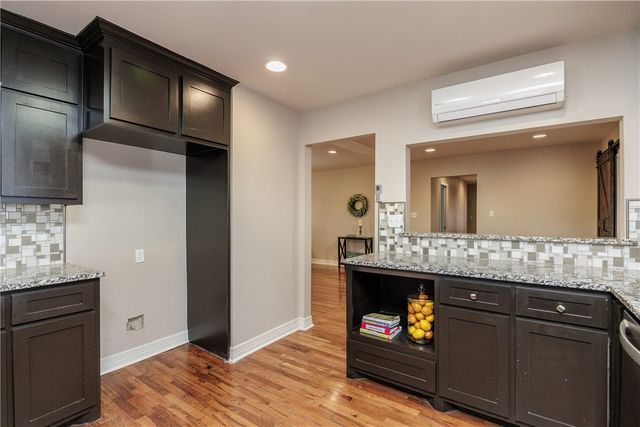 702 Texas Ave, Corpus Christi, TX 78404