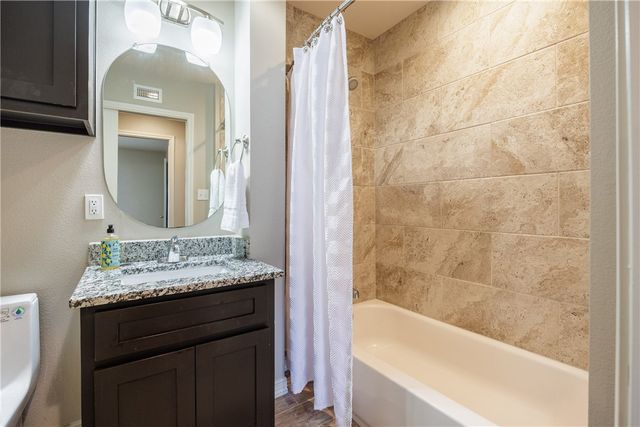 702 Texas Ave, Corpus Christi, TX 78404