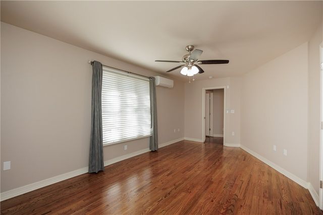 702 Texas Ave, Corpus Christi, TX 78404