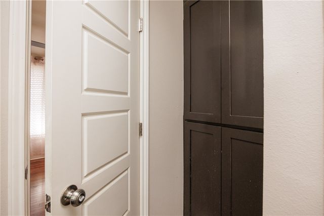 702 Texas Ave, Corpus Christi, TX 78404