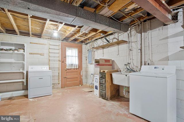 8509 WOODSIDE CT, Lanham, MD 20706