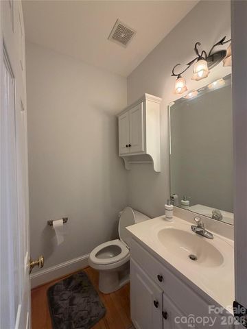 7901 Tottenham Drive, Harrisburg, NC 28075