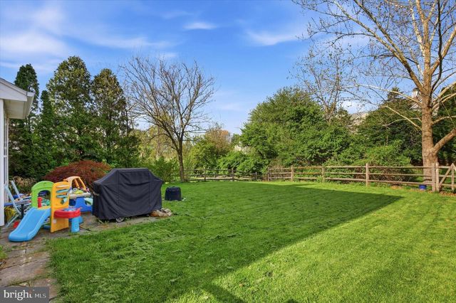 408 DARTMOOR RD, Schwenksville, PA 19473