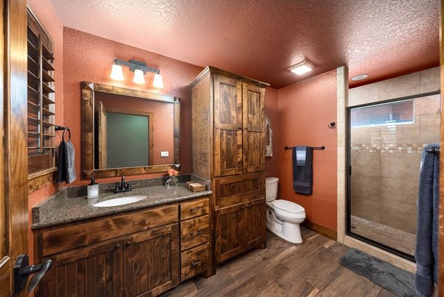 112 Juniper Pt, Ingram, TX 78025
