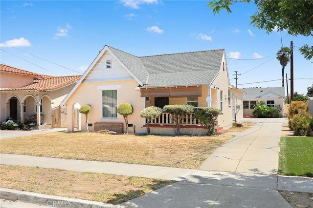 820 S 7th Street, Alhambra, CA 91801