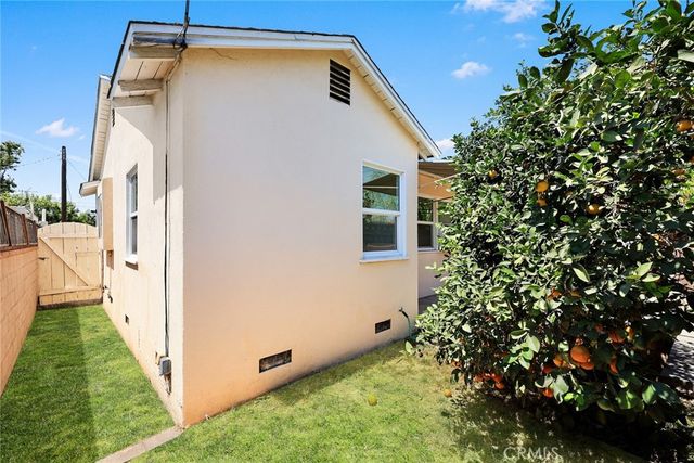 820 S 7th Street, Alhambra, CA 91801