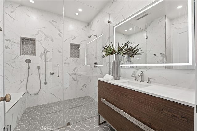 2214 N Westwood, Santa Ana, CA 92706