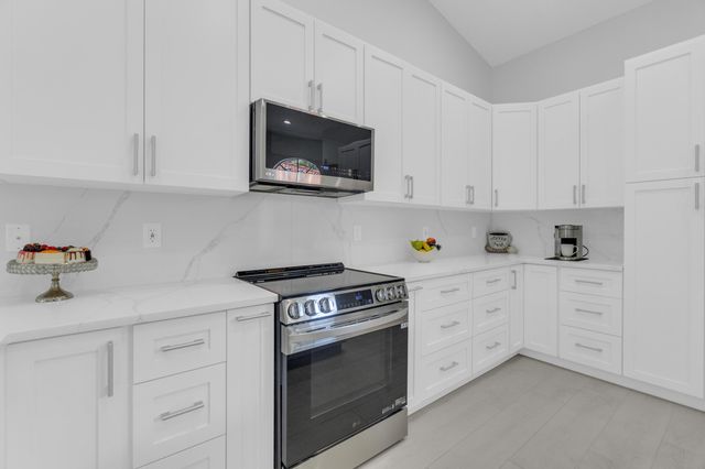 8224 Via Bella, Boca Raton, FL 33496