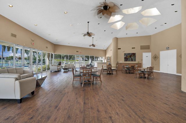 8224 Via Bella, Boca Raton, FL 33496