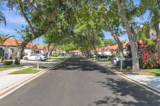8224 Via Bella, Boca Raton, FL 33496