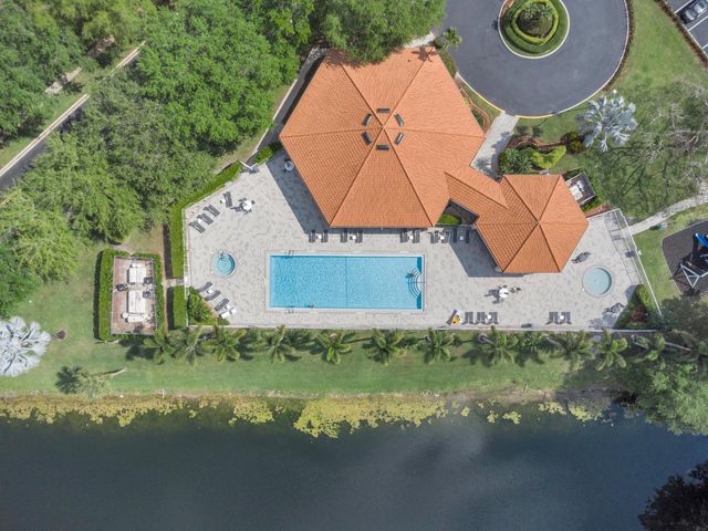 8224 Via Bella, Boca Raton, FL 33496