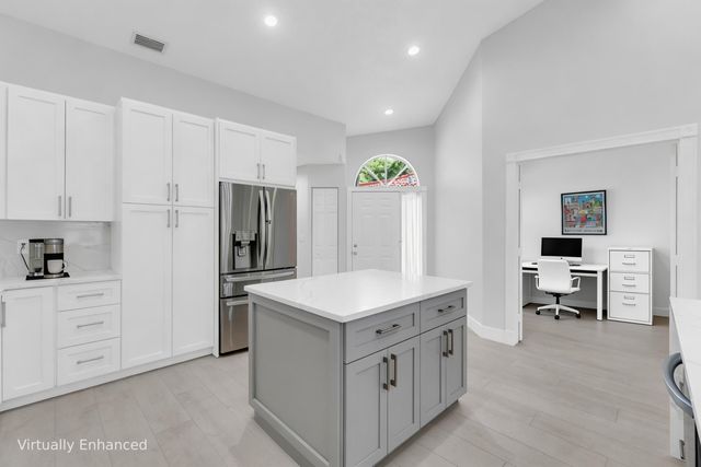 8224 Via Bella, Boca Raton, FL 33496